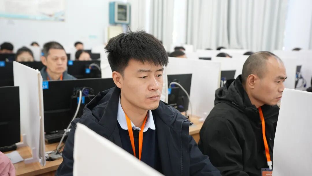 6904208fd8882.jpg 6904208fd8882.jpg