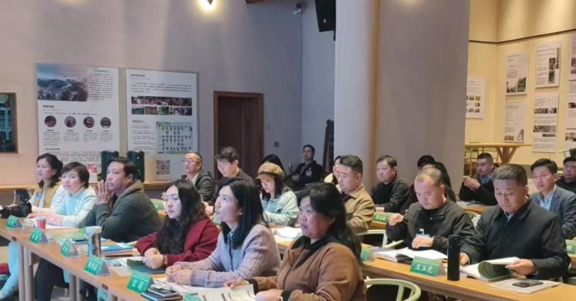 693128efd3c7f.jpg 693128efd3c7f.jpg